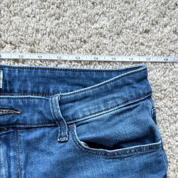Universal Thread Blue Straight Leg Jeans - Picture 4 of 9